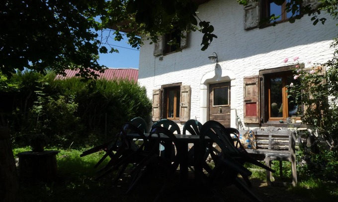 Les Adrets House | Maison Avec Jardin au Pied de la Montagne