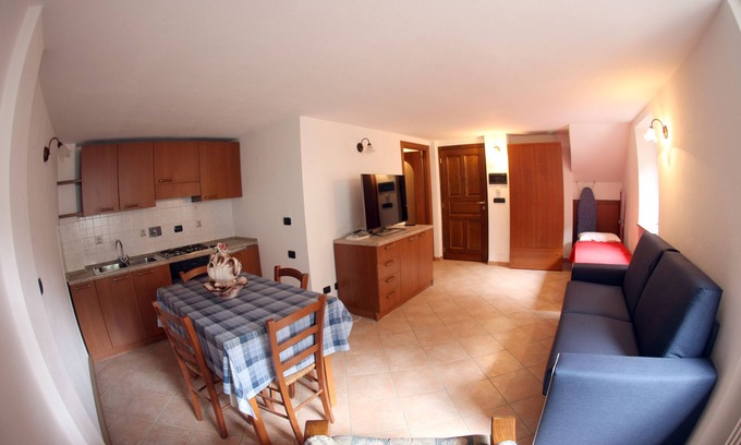Issogne House | MAISON CASSIUS LO PICHIOT