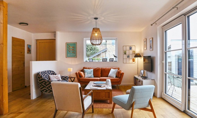 Carolles House | Maison Chaleureuse et Claire Proche de la Plage de Carolles Jullouville