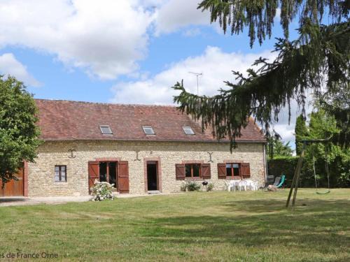 Saint-Germain-de-Martigny House | Maison de caractère avec jardin, idéale pour famille, animaux acceptés, randonnée, loisirs à proximité - FR-1-497-161