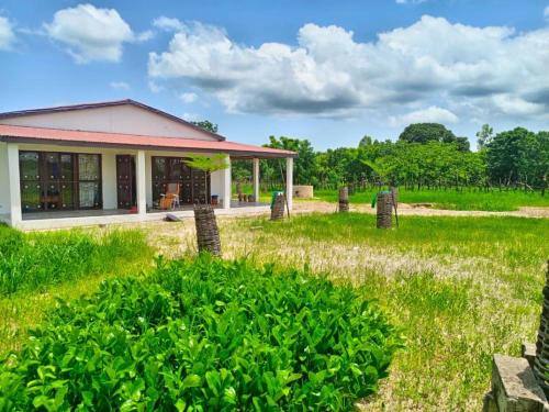 Sokone House | Maison de campagne à Sipo
