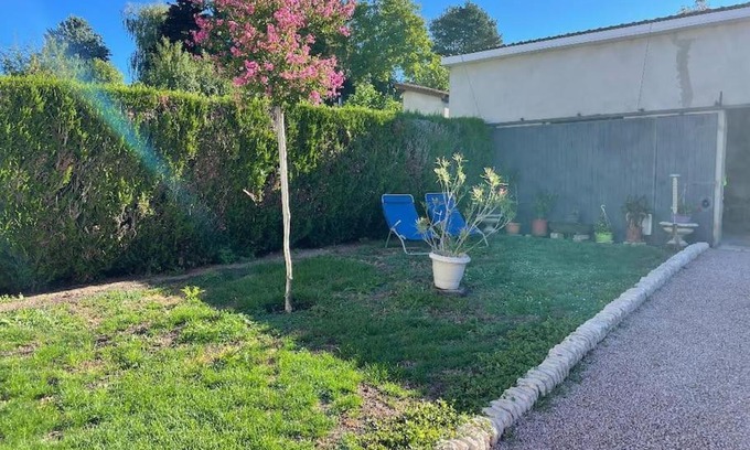 Trezelles House | Maison de Campagne