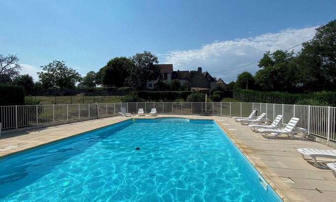 Gramat House | Maison de Famille 12 Personnes à la Campagne . Proximité de Grand Sites