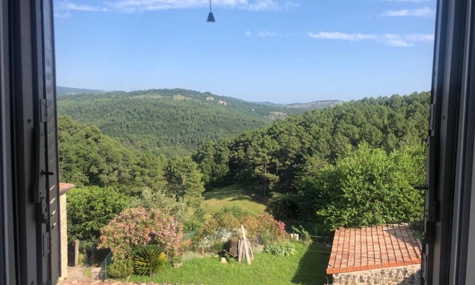 Ucel House | Maison de Village Située Dans un Hameau Très Calme , Agréable à Vivre