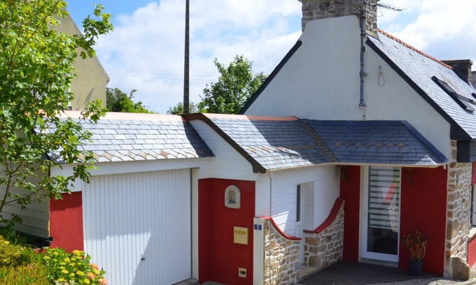 Guisseny House | Maison de Vacances à Guissény : Charme et Convivialité en Bord de Mer