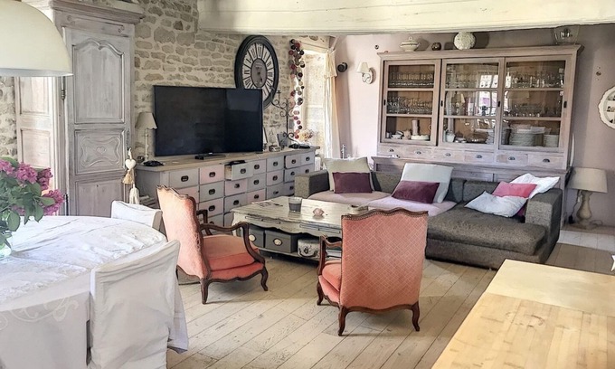 Pouilly-en-Auxois House | Maison du Bonheur Avec Terrasse