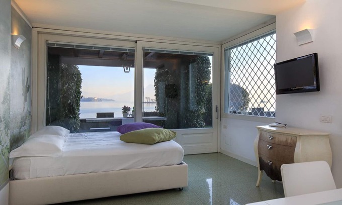 Carciano House | Maison du Lac