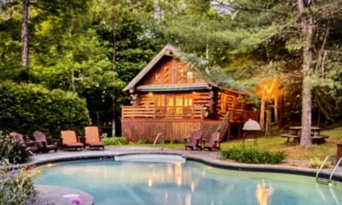 Knowlton House | Maison en Bois Rond Chic Écologique à Knowlton à 1h de Montréal