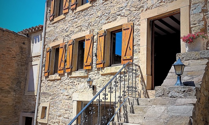 Antugnac House | Maison en Pierre Avec Piscine