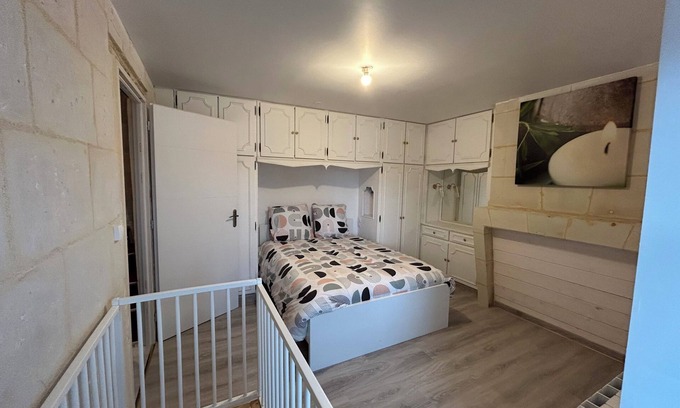 Chatellerault House | Maison en Plein Centre-ville Isa Bella