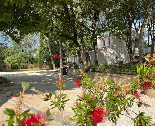 Laudun House | Maison en pleine nature -Domaine des mille pierres