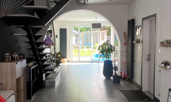 Lomme House | Maison Familiale Lilloise 155m à 1 min metro LOMME BOURG