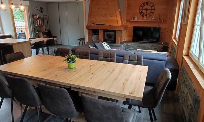 Travexin House | Maison-gîte "Le Bressaud" Jusqu'à 12 Personnes