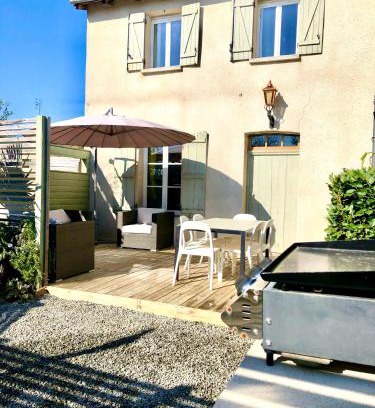 Val d'Issoire House | Maison Hirondelles Gîtes