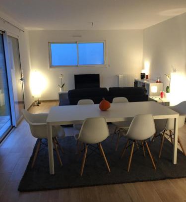 Douarnenez House | Maison Jardin De La Baie