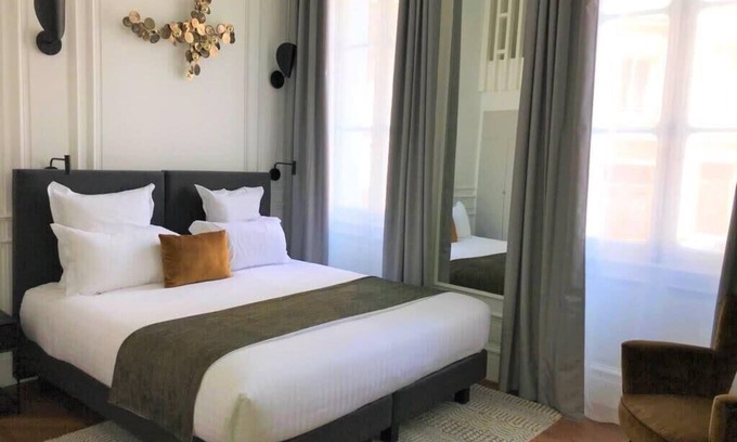Grand Parc-Paul Doumer Apartment | Maison Labruyère - Family Aviau
