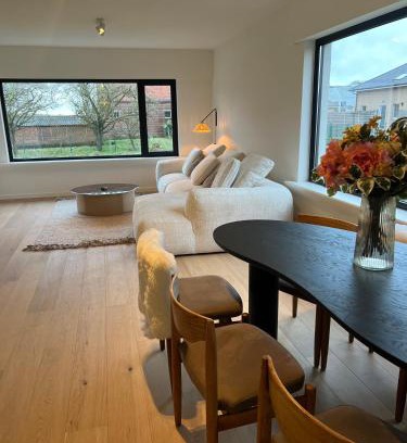 Torhout Villa | Maison Olive