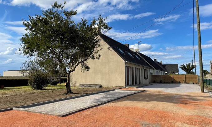 Reville House | Maison - Réville Avec son Boulodrome !