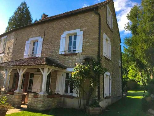 Vienne-en-Arthies House | Maison spacieuse près de Vienne-en-Arthies avec jardin