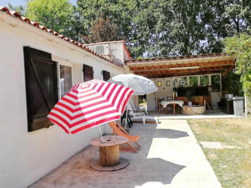 Venansault House | Maison spacieuse à Venansault avec jardin et terrasse