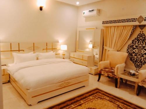 E-11 Sector House | Majestic Family Lodges