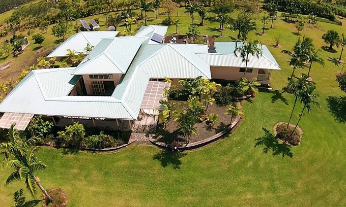 Mountain View Villa | Majestic Volcano Villas ®