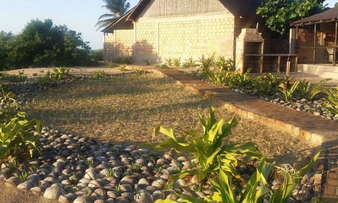 Miramar Cabin | Makolo Bay & Dive Africa