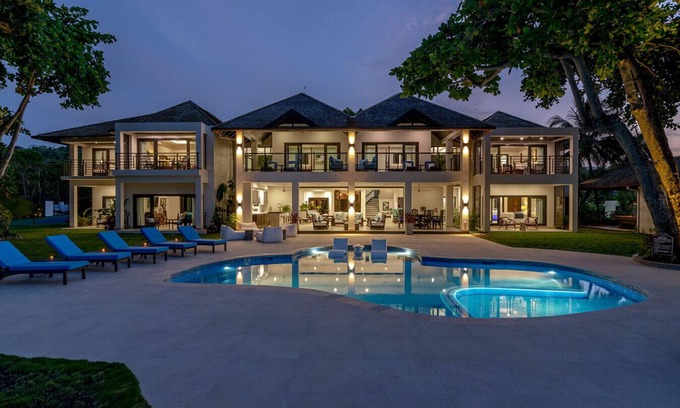Mammee Bay Villa | Malatai - A Stunning Private Luxury Beachfront Villa with Pool & Sunset Views