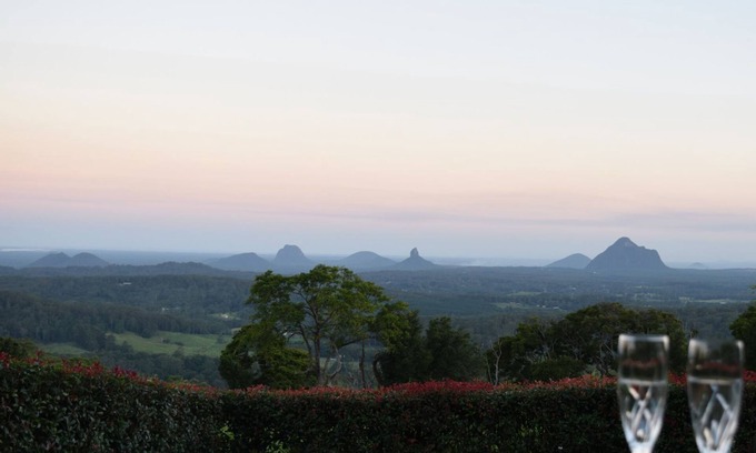 Maleny House | Maleny Orchard - Hinterland Retreat