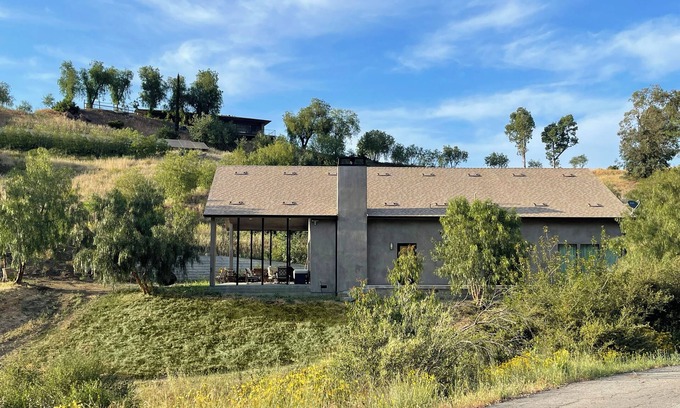 Agoura Hills House | Malibu Mountain Guest House - Very private but close to city amenities