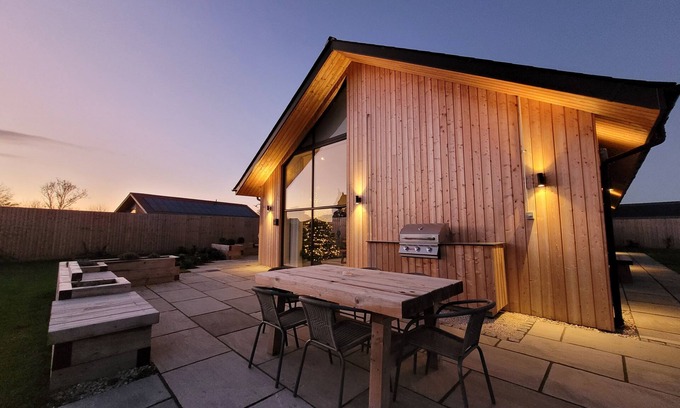 Dunholme House | Mallard Cottage, Ashlin Farm Barns