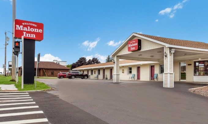 Whippleville Hotel | Malone Inn