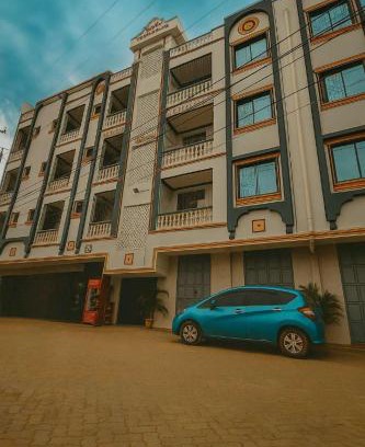 Bamburi Apartment | Mama Abayi Fakhi