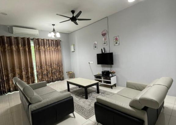 Taman Meru House | Mamakay Homestay islam only
