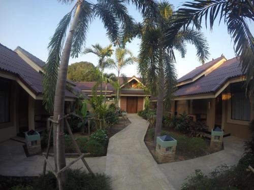 Takhli Hotel | Mamaungpaa Hill resort