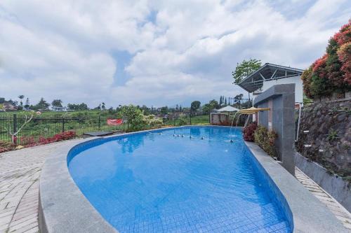 Cipanas Hotel | Mamifokobo Hotel & Glamping
