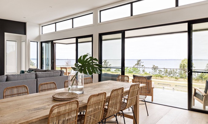 Callala Bay House | Mandala BeachHouse*Winter Special-Stay 3/Pay 2*Ocean views/Heated pool/Fireplace