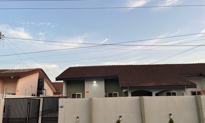 Ogbodjo House | Manet Palms Estatenn