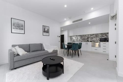 Morley Apartment | Mangini Apartments - Unit 1