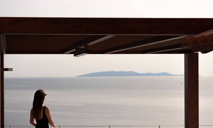 Linoperamata Villa | Manificus Villa I, with Heated Pool Just for Two
