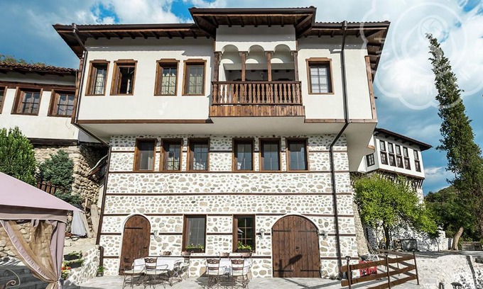 Melnik House | Manoleva House