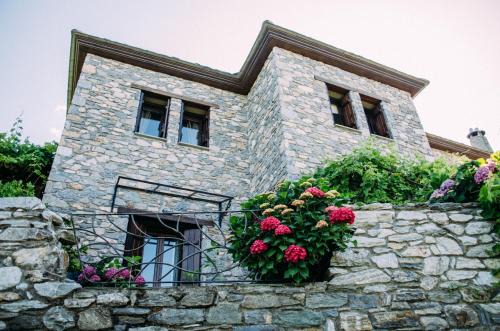 Mouresi Apartment | Manolies