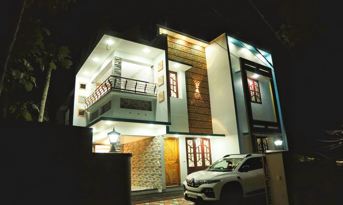 Thiruvananthapuram Apartment | Mansion Luxury service Villa