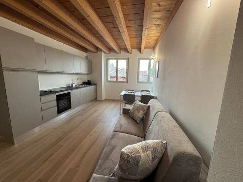 Old Town Apartment | Mantua Central Living