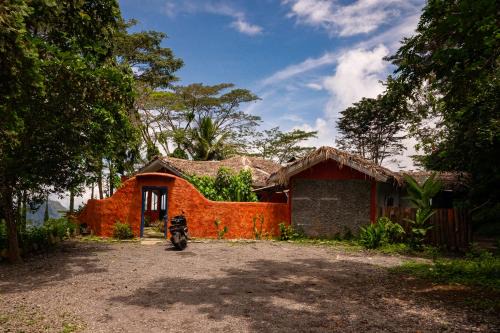 Tiworiwu Bed & Breakfast | Manulalu B&B