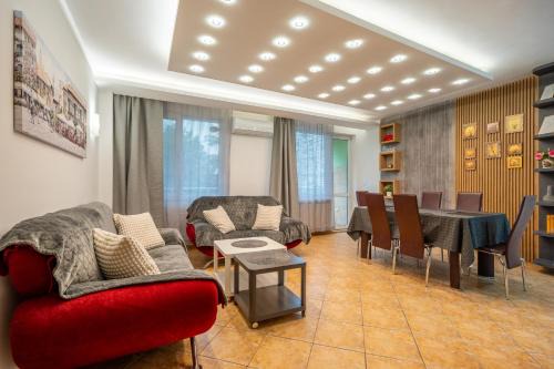 Sofia Apartment | Marble place