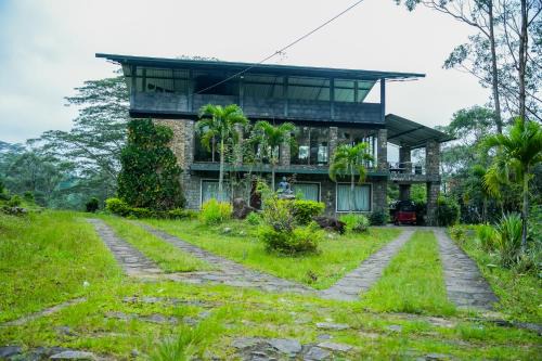 Gomara Villa | Margret Eco Villa Knuckles Mountain Range