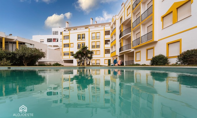 Praia de Santa Cruz Apartment | Maria Sabe Tudo Duplex Centro de Santa Cruz