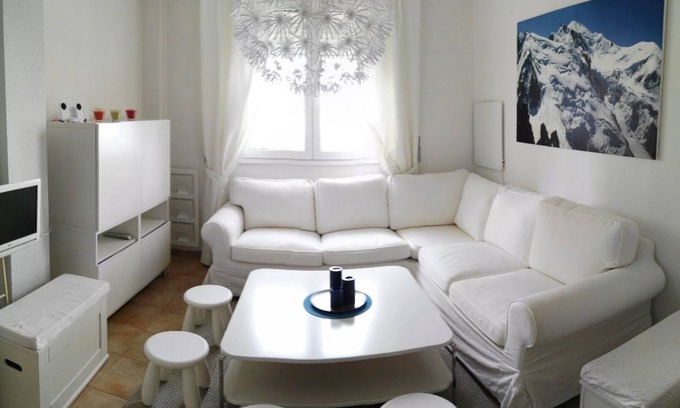 Pradollano Apartment | MARIBEL SKI, ON FOOT OF TRACKS