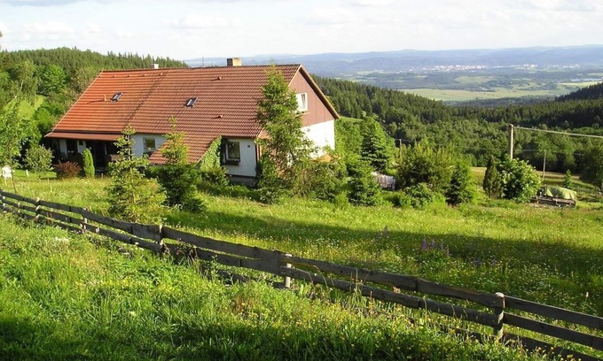 Marianska Apartment | Marie+Pavla - Seven Bedroom Apartment, Sleeps 16